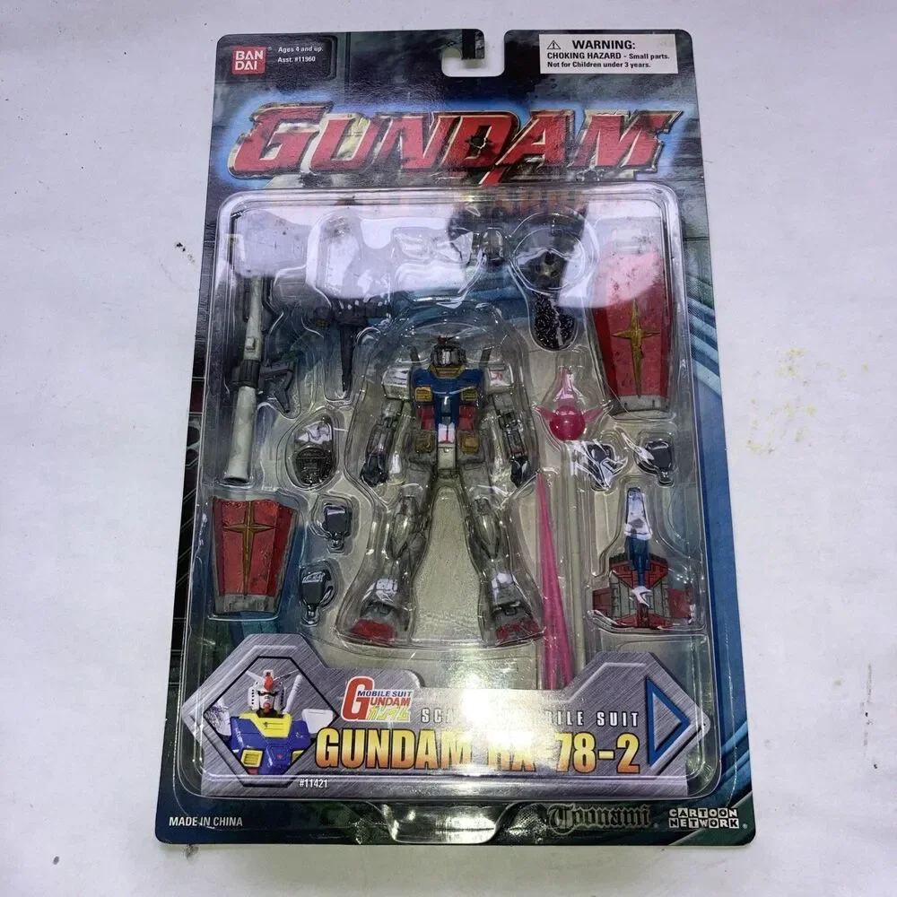 ​Vintage Bandai Gundam RX-78-2 Battle Scarred Action Figure - New Sealed